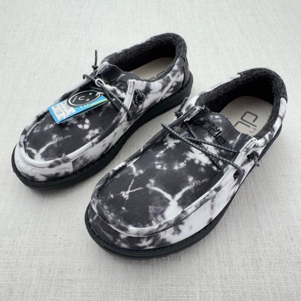 Hey Dude Wally Thunderstruck Tie Dye Black White Youth Loafers Shoes Y4 L5